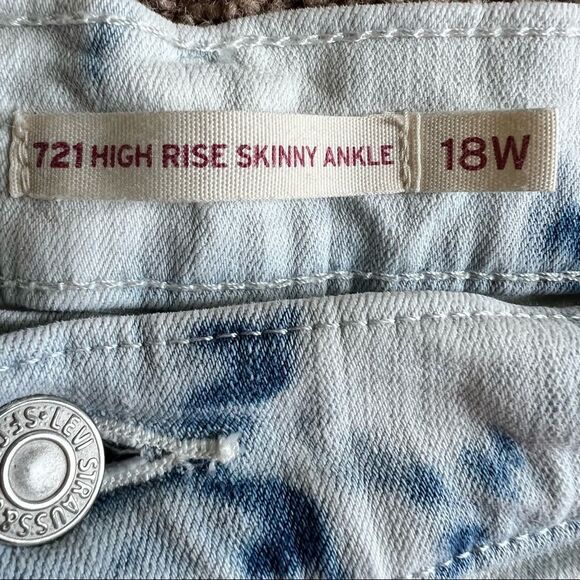 Levi's 721 High Rise Tie Dye Ankle Skinny Jeans - Picture 5 of 12